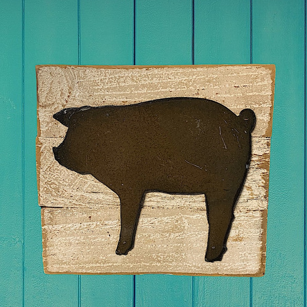 Pig farmhouse decor